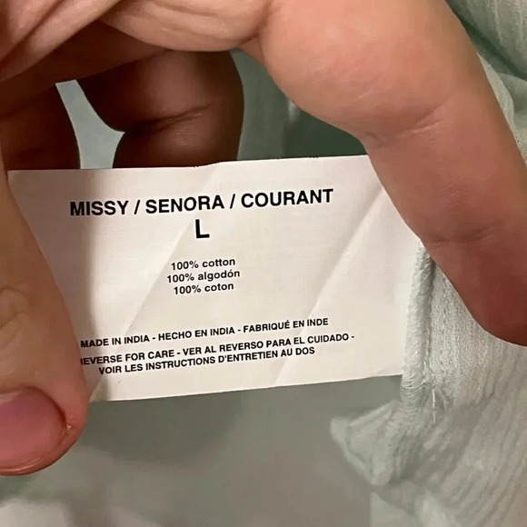 Women’s Bandolino Button Down Top Size Large - Picture 4 of 7